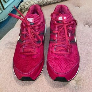 Women’s Nike running shoes!